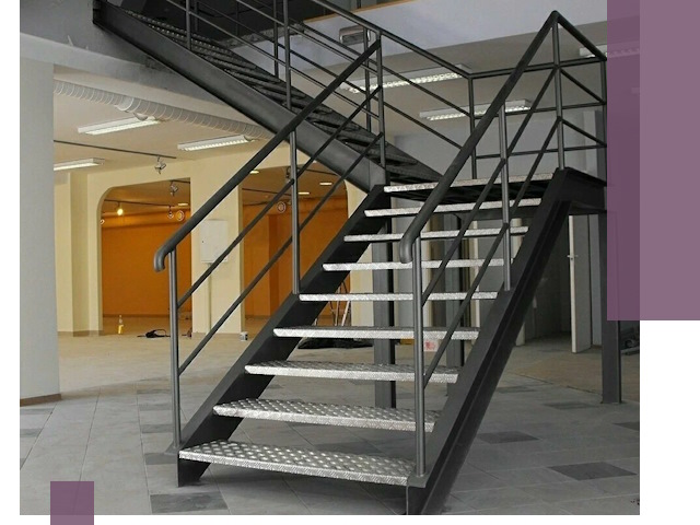 Лестницы для офиса в Костроме: изготовление, монтаж, демонтаж