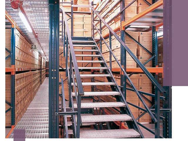 Лестницы складские прочные и безопасные под ключ в Костроме