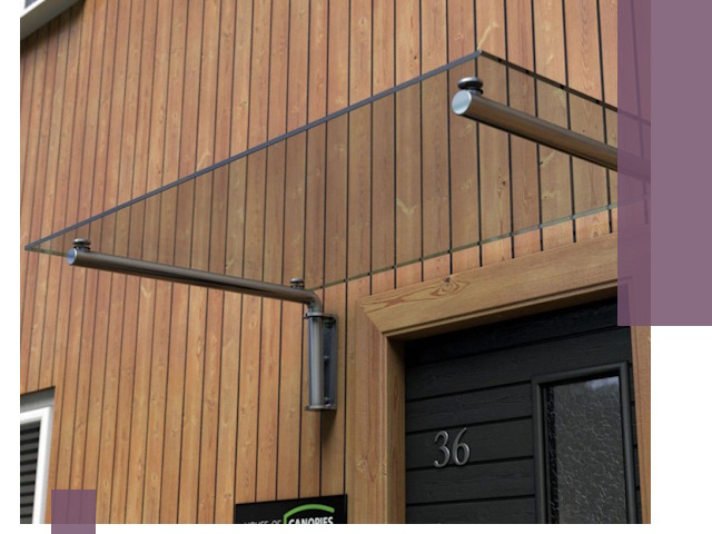 Стеклянные козырьки на входы и фасады в Костроме