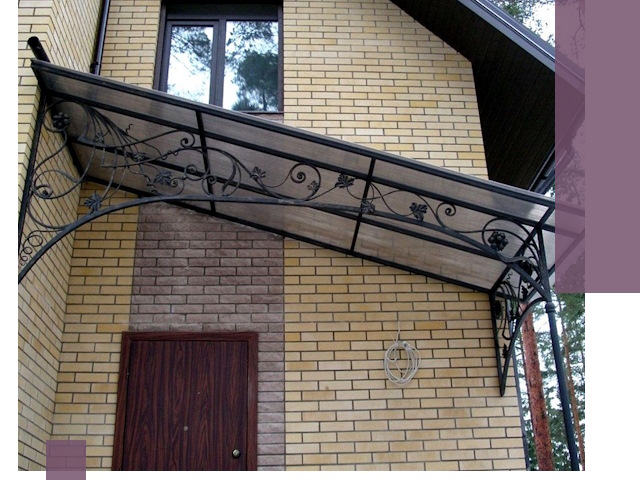 Односкатные козырьки из металла под ключ в Костроме