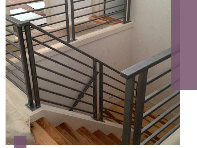 Изготовление поручней из металла и дерева в Костроме